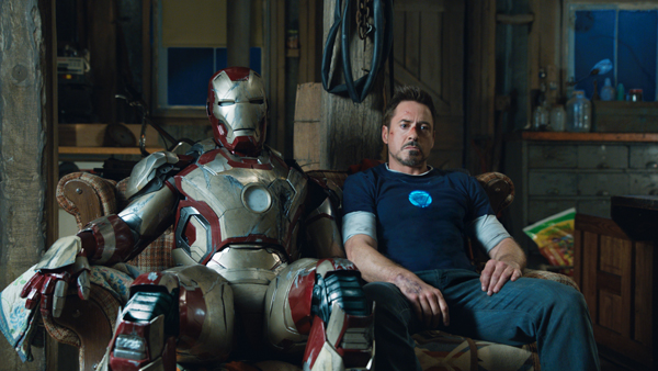 Iron Man 3 Tony and the suit