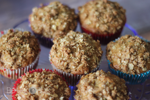 Carrot and Zucchini Muffins With Oatmeal Crumble Topping
