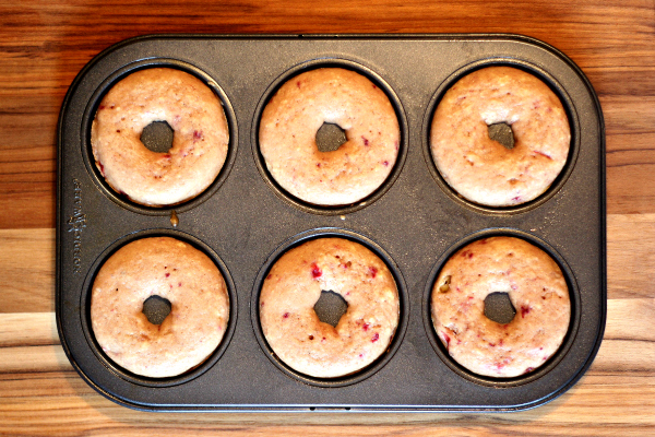 Browned butter glazed strawberry donuts recipe: These baked doughnuts are a yummy breakfast that kids and adults will love to share!