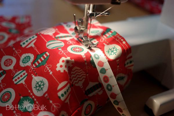 DIY reusable fabric gift bags for Christmas