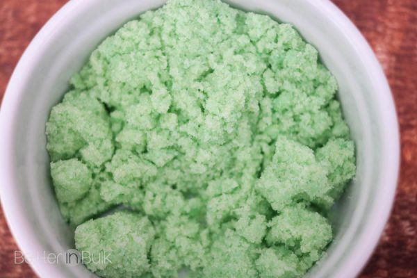 St. Patrick's Day Mint Sugar Scrub {+ Printable Labels}