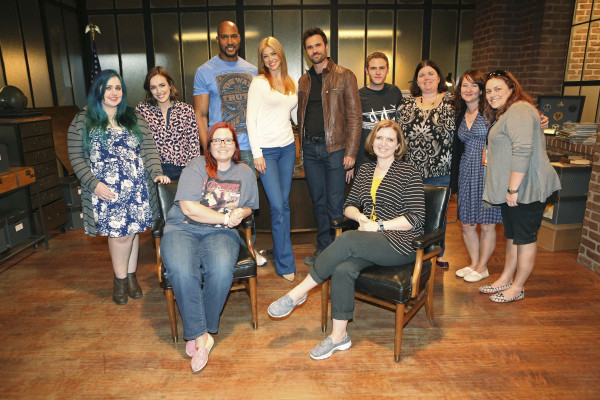 ELIZABETH HENSTRIDGE, HENRY SIMMONS, ADRIANNE PALICKI, BRETT DALTON, IAIN DE CAESTECKER (plus a few of us bloggers!  (ABC/Adam Taylor)