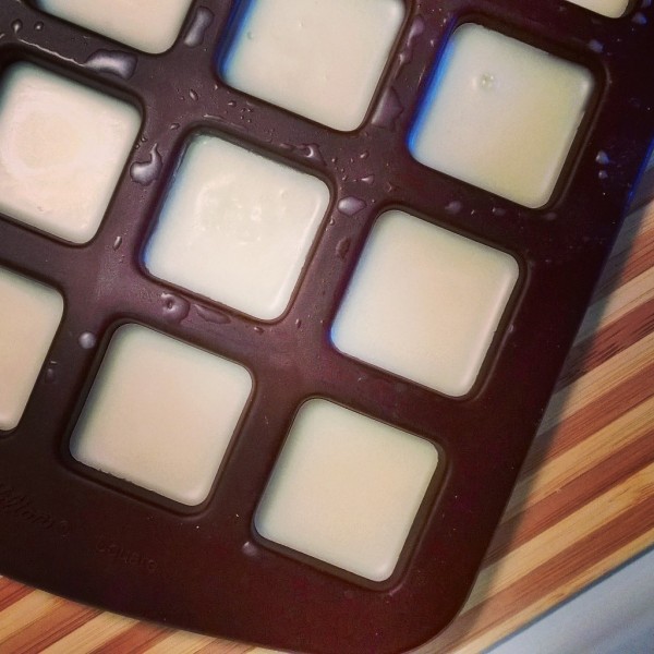 Easy DIY shea butter lotion bars