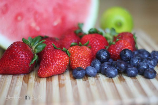 watermelon strawberry blueberry popsicles