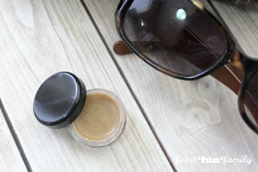 DIY cinnamon lip balm