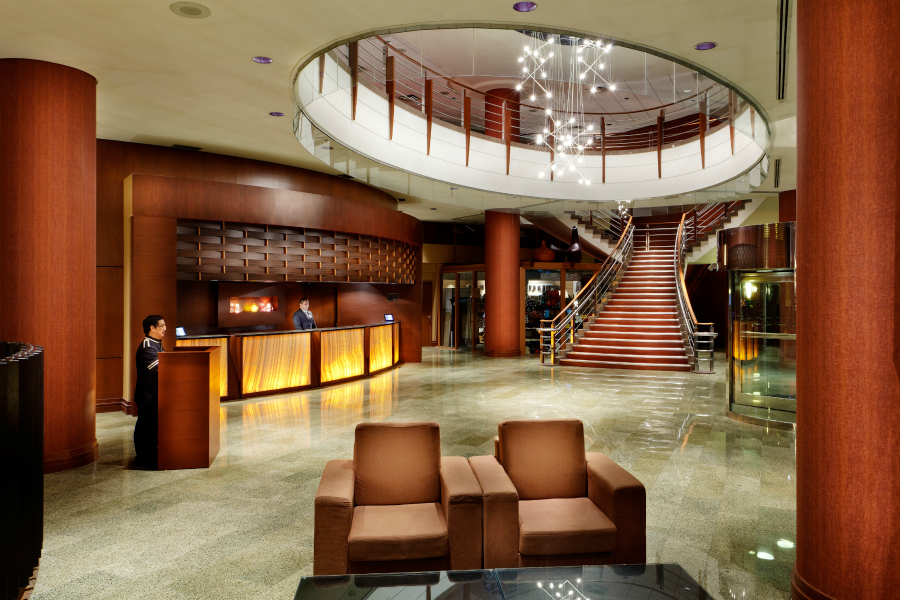 radisson-hotel-vancouver-airport_hotel_lobby_3000x2000