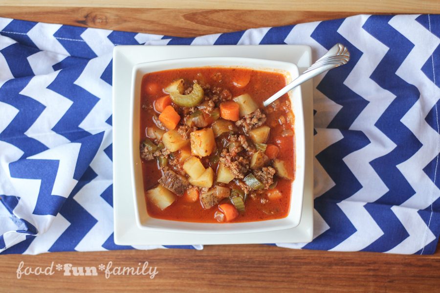 Instant Pot vegetable beef soup - a quick and easy dinner that is both full of flavor and ready in 30 minutes!