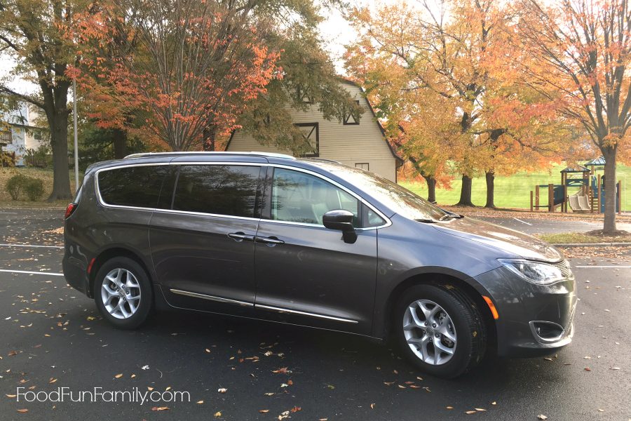 What we love about the 2017 Chrysler Pacifica minivan