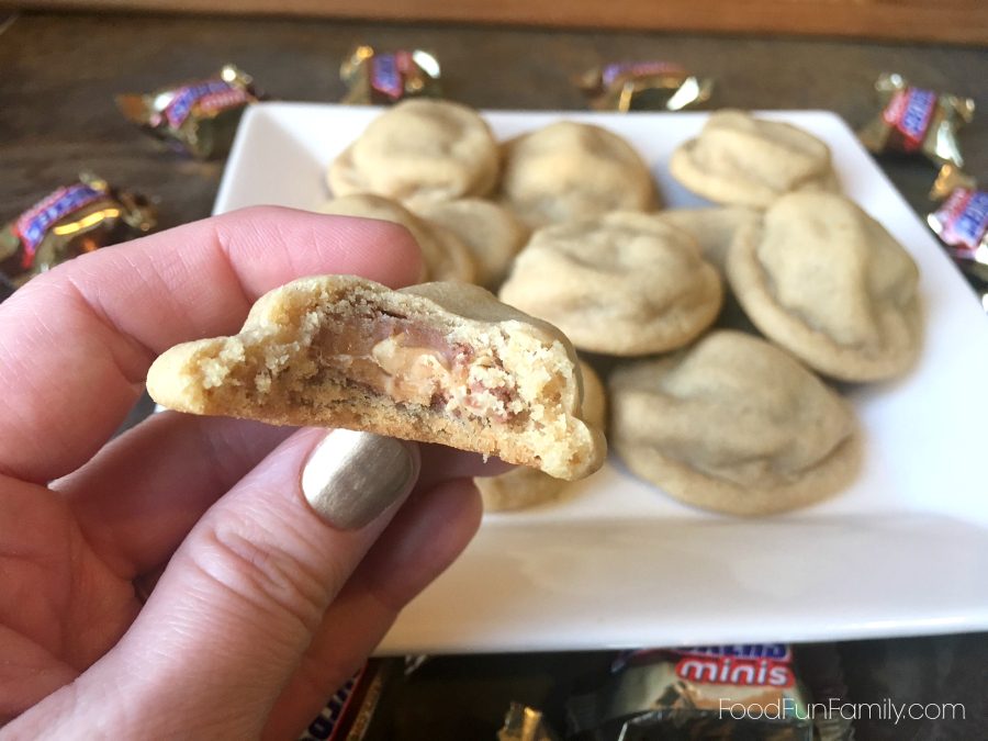 snickers-stuffed-peanut-butter-cookies-2