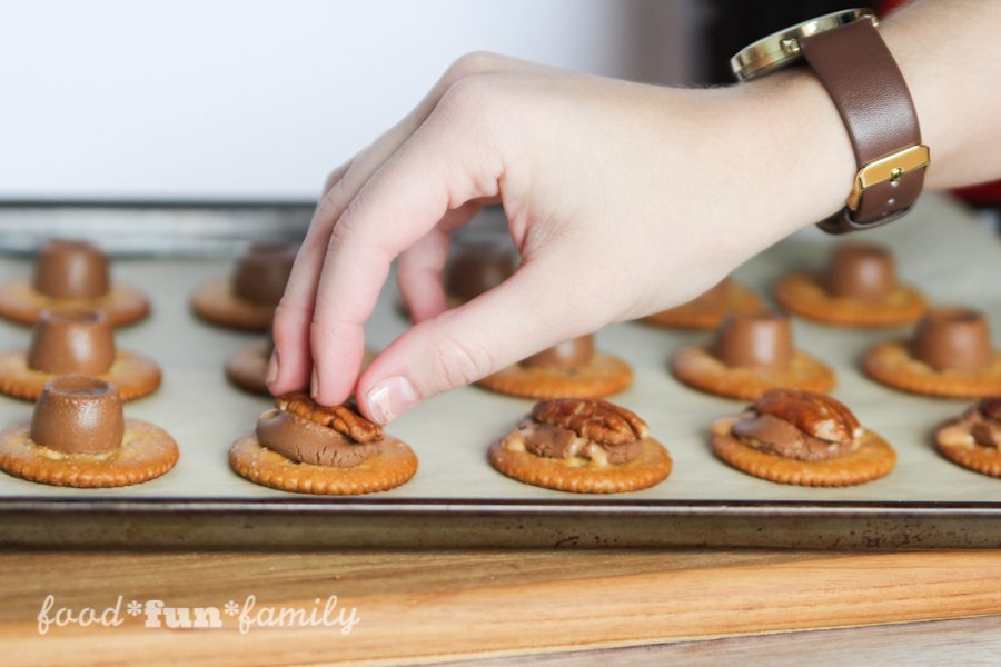 Ritz Turtle Cookies