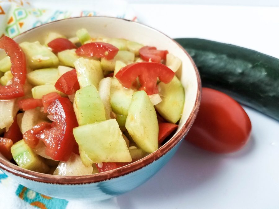 Cucumber tomato salad with vinaigrette dressing